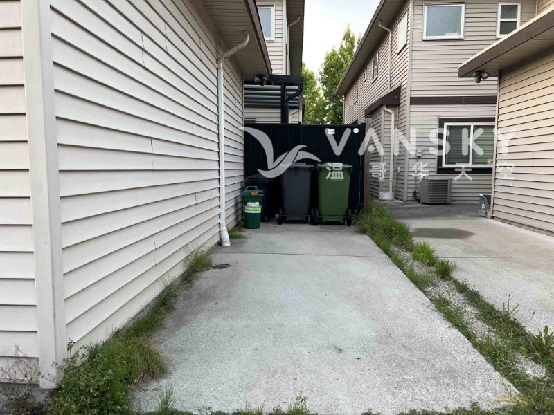 251028134519_1280x960 2.jpeg